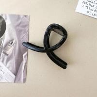 ราคา FashionINS Gentle hair Claw CLIP Solid Color SHARK CLIP Girl เครื่องประดับผมสร้างสรรค์ Zackaree (21528347152)