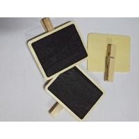 ราคา ป้ายกระดานดำ แบบหนีบ กระดานดำ ราคาถูก เขียนแล้วลบได้ ป้ายราคา ป้ายเลขโต๊ะ กระดานดำจิ๋ว ป้ายไม้พร้อมคลิปหนีบ อันเล็ก1ชิ้น (7591001451)