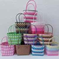 ราคา ตระกร้าสานเส้นพลาสติก กระเป๋าสานเส้นพลาสติก กระเป่าถือ ขนาดจิ๋ว รุ่นหวานแว๋ว กว้าง16ยาว20สูง19 CM วัดจากขอบปากตระกร้า (9578973456)