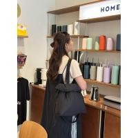 ราคา dough crossbody bag สะพายได้ 2 แบบ (21837893650)