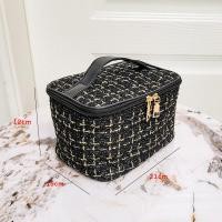 ราคา พร้อมส่ง กระเป๋าเครื่องสำอางค์สไตล์เกาหลีD 35 (21594998763)