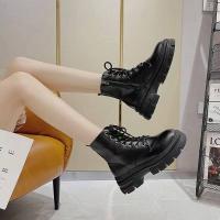 ราคา รองเท้าบูท พร้อมส่ง รองเท้าบูท สีดำ สีขาว ส้นสูง รองเท้าบูทสั้น รองเท้าบูทมาร์ติน (15896437502)