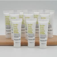 ราคา Marriott Hotel thisworks Herbal Aroma Shampoo Conditioner Shower Gel Wash and Care Set 360ml (20766585969)