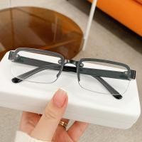 ราคา SUNYMALL แว่นสายตา ยาว reading glasses สแควร์ แว่นตาสายตายาว ป้องกันรังสี แว่นดำ ป้องกันแสงสีฟ้า แว่นสายตายาว แว่นตา ชายและหญิง แว่นตา แฟชั่น (21378717834)