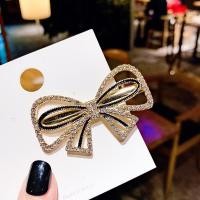 ราคา กิ๊บติดผมแฟชั่น กิ๊บล้อมเพชร ลายหัวใจ ดอกไม้ โบว์ เครื่องประดับ ตกแต่งผม เรียบหรู (21780035532)