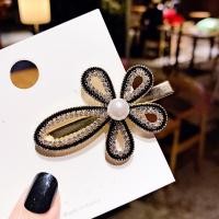 ราคา กิ๊บติดผมแฟชั่น กิ๊บล้อมเพชร ลายหัวใจ ดอกไม้ โบว์ เครื่องประดับ ตกแต่งผม เรียบหรู (21780035533)