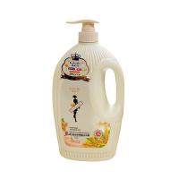 ราคา ครีมอาบน้ำตัวหอม เจลอาบน้ำไวท์เทนนิ่ง สบู่น้ำหอม สบู่เหลวอาบน้ำ ครีมอาบน้ำ หอมเหมือนอาบน้ำหอม ช่วยให้ผิวขาวกระจ่างใส สะอาด สดชื่น ขนาด 1L body wash 1548 (21701217986)