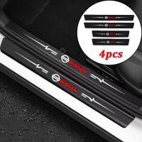 ราคา 1ชุด มี 4 ชิ้น ประตูรถด้านข้างฐานเหยียบแถบคาร์บอนไฟเบอร์หนังสติกเกอร์ป้องกันรอยขีดข่วนสำหรับ ใช้ได้กับ Nissan X Trail BlueBird Qashqai Sylphy Murano Juke (21747009963)