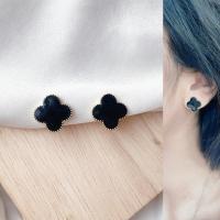 ราคา ต่างหูแบบหนีบ ใบโคฟเวอร์ สีแเดง สีเขียว สีดำ สีเขียว สำหรับคนไม่เจาะหู แถมยางรอง (21380180323)