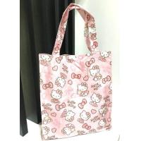 ราคา กระเป๋า เอนกประสงค์ ทรง A4 ลดโลกร้อน ลาย KITTY PINK คิตตี้ ชมพู a ผ้าเคลือบกันน้ำ มีแผ่นรองใต้กระเป๋า ขนาด 33x31x11 cm สวยงาม น่าใช้งาน BY NPNN SHOP (3671100159)