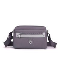 ราคา 8219 กระเป๋าสะพายข้างผ้าไนลอนพร้อมสายสปอร์ตแฟชั่น (20783615125)