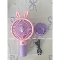 ราคา พัดลมลาบูบู้ พัดลมตั้งโต๊ะ labubu ลายน่ารัก ตั้งมือถือได้ พกพาได้ ตั้งโต๊ะก็ได้ หลายลายให้เลือกได้ พร้อมส่ง (21808714115)