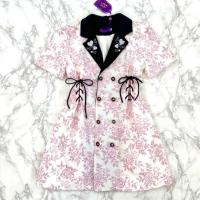 ราคา Boniga สีชมพูดำ Berry Rose Blazer Dress เดรสทรงสูทพิมพ์ลายกุกลาบปกงานปัก ผ้าไหมเกาหลีอยู่ทรง กระดุมหน้า แต่งกระดุมกุหลาบ ทรงสวยมีซับใน ใส่ทำงานได้ (21764435704)