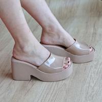 ราคา รองเท้าส้นตึก รองเท้าส้นสูง9cm หนังแก้ว แฟชั่นฤดูร้อน สวยหรูสําหรับผู้หญิง รองเท้าแตะแบบสวม sy2320 (21738159325)