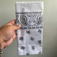 ราคา ผ้าเช็ดหน้า ผ้าเช็ดหน้าผืนใหญ่ ผ้าเช็ดหน้าวินเทจ ผ้าเช็ดหน้า ผ้าโผกศรีษะ ผ้าโผกหัว ผ้าพันคอ ขนาด 55 ซม คูณ 54 ซม (20365534412)