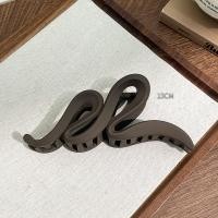 ราคา High end grabber clip for women 2024 new hair clip for women with hair volume on the back of the head shark clip hair clip headwear (21500347586)
