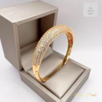 ราคา กำไลข้อมือเพชรสีทองเพชรฝังจิกหน้าสีทองตัวเรือนสีทอง รอบวง20cm สวยหรูหรา (21522702604)