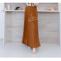 ราคา Jubbie Chrissie กระโปรงพลีทยาว เนื้อผ้า SL สีพื้น สัดส่วนนางแบบ 32 25 34 สูง 161 cm (21382216028)