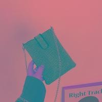 ราคา กระเป๋าผู้หญิงใบเล็กมินิดูแพงกระเป๋าทรงสี่เหลี่ยมใบเล็กสะพายข้างสไตล์เกาหลีแฟชั่นแบบใหม่ปี2023กระเป๋าใส่โทรศัพท์มือถือสายโซ่ประดับเพชรแวววาวแมทช์ลุคง่าย (20602968049)