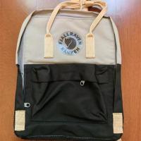 ราคา โลโก้ Fjallraven Kanken Fox แบบเย็บใหม่กระเป๋าสะพายผู้ชายและกีฬาสำหรับผู้หญิงกลางแจ้งกระเป๋านักเรียนนักศึกษากระเป๋าคอมพิวเตอร์คู่ (19683217323)