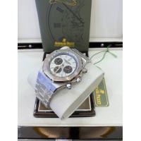 ราคา Men wacthes Chronograph movement 316 L stainless steel ไม่ลอกตลอดการใช้งาน Not change colour very strong มีระบบ chronograph จับเวลา ได้ รีเซ็ตเข็มวิกลับ ไปที่ตำแหน่ง 12 นาฬิกาได้ All subdeal working S