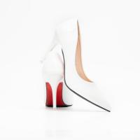 ราคา รองเท้าคัทชูส้นเข็มหนังแก้ว สูง 3 5 นิ้ว หัวแหลม หุ้มส้น ส้นเข็ม สาวเท้าอวบบานแนะนำเพิ่ม 1 ไซส์ เหมาะกับสาวใส่ไปทำงาน ได้ลุคสาวสุภาพเรียบหรู รุ่น 18 1426 (21921390764)