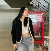 ราคา NAKED BOX Cardigan Freesize Creamy Grey Black (21921361557)