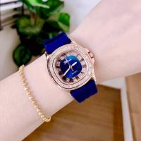 ราคา นาฬิกาข้อมือผู้หญิง GENEVA เจนีวา เเบรนด์เเท้ทรง ปาเต๊ะสายชิลิโคลน นิ่มใส่สบาย ตั้งเวลาให้เเถมฟรีถุงฝ้าสีดำทุกเรือน (7186740841)