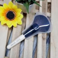 ราคา แปรง Bobbi Brown Precise Blending Brush 1ด้าม (21708884742)