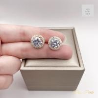 ราคา สวยคุ้มได้2แบบ ต่างหูเพชรเม็ดเดี่ยวไซต์เกือบ2กะรัตล้อมเพชรแจคเกตถอดได้สวยไคุ้มด้สองแบบ (21496629267)