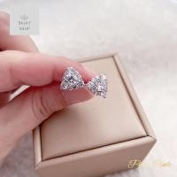 ราคา ต่างหูเพชรเรียงทรงสามเหลี่ยมสวยดูดี ขนาดประมาณ1cm (21491613125)