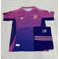 ราคา ชุดฟุตบอล ทีมชาติเยอรมัน รุ่นใหม่ล่าสุด 2023 24 เสื้อพร้อมกางเกง (21902821995)