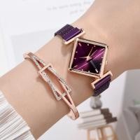 ราคา ชุดแฟชั่นนาฬิกาข้อมือเพชรสำหรับผู้หญิงสร้อยข้อมือนาฬิกาแฟชั่นเรียบง่ายมาใหม่นาฬิกาข้อมือสตรี สร้อยข้อมือ (10694130300)