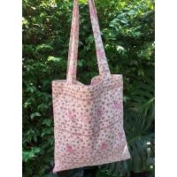 ราคา กระเป๋าสะพายข้าง Marron Cream Rabbit Peter (18469344936)