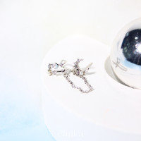 ราคา earika earrings shiny moonlight hook ต่างหูห้อยรูปพระจันทร์ครึ่งเสี้ยว ก้านเงินแท้ ราคาต่อชิ้น เหมาะสำหรับคนแพ้ง่าย (21988225998)