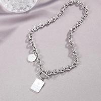 ราคา สร้อยคอเหล็กไทเทเนี่ยมสำหรับผู้หญิงสร้อยคอลูกศรไขว้ลมเย็นแบบเรียบง่ายสร้อยฮิปฮอปทันสมัยสำหรับผู้ชายและผู้หญิง (14861778629)