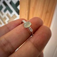 ราคา 3AC 57 แหวนหยกแท้100 แหวนหยกขาว แหวนหยกเขียว หยก5 7mm แหวนหยกพม่า เงินแท้925 ฝั่งเพชรสวิตส์ CZ แหวนเงินแท้ ชุบเคลือบทองคำขาว (21746010546)