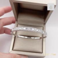 ราคา ข้อมือเล็ก กำไลข้อมือเพชรแถวเดียวB01สีทองขาวรุ่นให้ลุคสวยทันสมัย รอบวง17 5cm (21876139744)