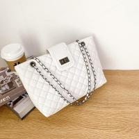 ราคา TroubleMaker กระเป๋าสะพายข้าง กระเป๋ า สะพาย ผู้ชาย กระเป๋ าแฟนซี ถุงโซ่ แฟชั่นและสบาย ๆ กระจังด้ายปัก 2023 ใหม่ TM2301303 (17471463105)