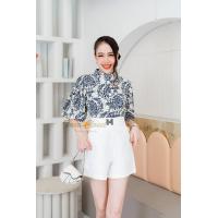 ราคา TUM087 TARA Shirt เสื้อเชิ้ตคอจีน กระดุมหน้า แขนพอง พิมพ์ลายกราฟฟิก เนื้อผ้าไหมอิตาลีพิมพ์ลาย ไม่หนามาก ใส่สบาย ไม่ร้อน (21571650675)