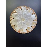 ราคา แผ่นรองแก้ว ฝังเปลือกหอยมุก มัดด้วยขอบหวายแท้ ทรงกลม 4 นิ้ว (21645975507)