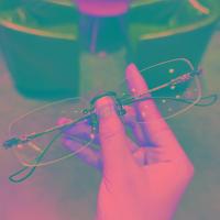 ราคา Chrome Hearts แว่นตาผู้ชายไร้กรอบน้ำหนักเบาเป็นพิเศษทันสมัยกรอบแว่นไทเทเนี่ยมป้องกันแสงสีฟ้ากรอบแว่นตาสายตาสั้นแว่นเลนส์อ่อนแบน (21719576429)