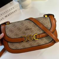 ราคา กระเป๋าสะพายไหล่ สะพายข้าง ทรงสวย Guess Mini Crossbody bag ขนาด 10 5 นิ้ว (21350426868)