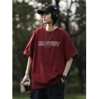 ราคา TAO SHOP เสื้อยืดคอกลมแขนสั้นสำหรับผู้ชายและผู้หญิง สกรีนลายตัวอักษร เท่ๆ คูล แนวสตรีท วินเทจ ยุค90S เสื้อผ้าสวมใส่สบายแม้ในอากาศร้อนประเทศไทย แมทช์ง่าย สวมใส่กับอะไรก็ดูดี ดูหล่อ มีสไตล์ สั่งเลย สินค