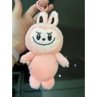 ราคา Labubu พวงกุญแจตุ๊กตาการ์ตูนป้องกันการสูญหาย Labubu จี้พีวีซีกุญแจรถพวงกุญแจตุ๊กตากล่องเซอร์ไพรส์สร้างสรรค์ Labubu ตกแต่งกระเป๋า (21806509936)