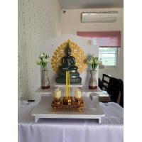 ราคา รุ่นไทยโมเดิร์น หิ้งพระพลาสวูด สไตล์โมเดิร์น ไม่มีหลังคา มีถาดสไลด์ (21895663096)