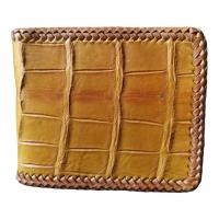 ราคา ต้องการใช้หนังแท้ต้องที่ร้านnawabiz กระเป๋าหนังจระเข้ สองพับสั้นหนังแท้ ถักขอบด้วยชั่งผู้ชนานการ สีแทนสดใส (21570446094)