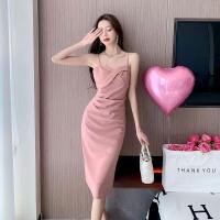 ราคา 7851 pink เดรสยาวรัดรูป สีชมพู สายเดี่ยว ไปทะเลผู้หญิง เกาะอก คนอ้วน โชว์หลัง แฟชั่น ชุดออกงานเรียบหรู (21416211855)