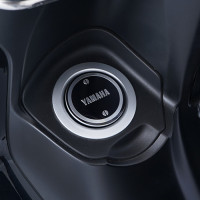 ราคา ฝาครอบฝาถังน้ำมัน ของแต่ง สำหรับ NEW GRAND FILANO HYBRID Grand Filano ตัวเดิม ของศูนย์แท้ ยามาฮ่า แกรนด์ ฟิลาโน่ ไฮบริด B8B FUELC M3 (8876410022)