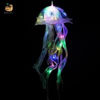 ราคา โคมไฟแมงกะพรุนเรืองแสงสีสันสดใสโคมไฟรูปดอกไม้ LED แบบพกพาโคมไฟสร้างบรรยากาศแขวนได้สำหรับเด็กผู้หญิงโคมไฟประดับตอนกลางคืนห้องนอนธีมทะเลของตกแต่งงานปาร์ตี้ (21884580639)